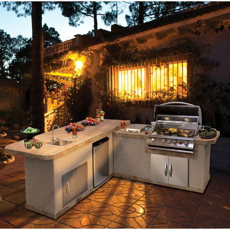 Grills & Outdoor Kitchens