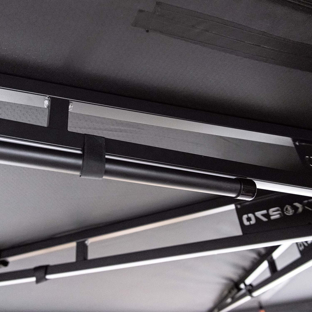 23ZERO Onyx 270 Awning - 6 Arm Right + Bracket Kit 2 - Image 13
